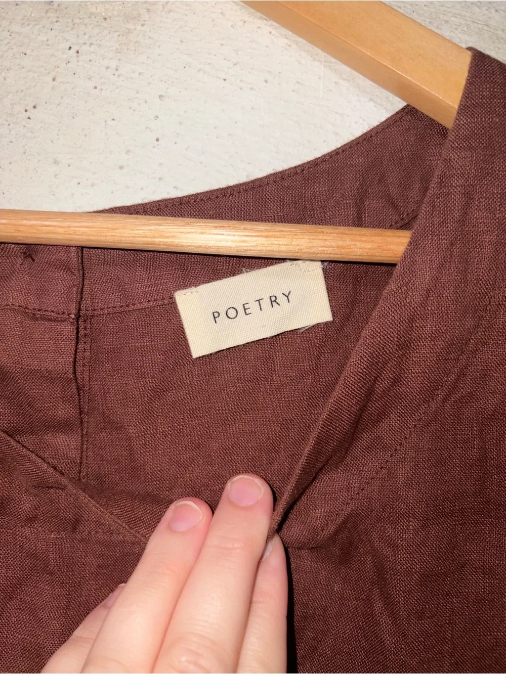 🌱Poetry Linen Button Back Tank - Picture 5 of 7